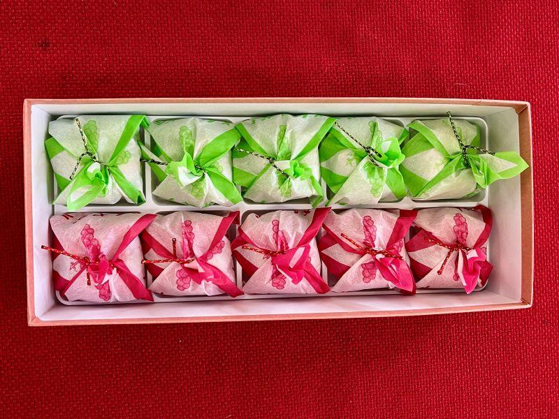 ナイヤガラろまん 10個入り×2箱 ｜ 最中 ナイヤガラ餡 コンコード餡 ぶどう果汁 ぶどう風味 ギフト 銘菓 人気 塩尻市 長野県