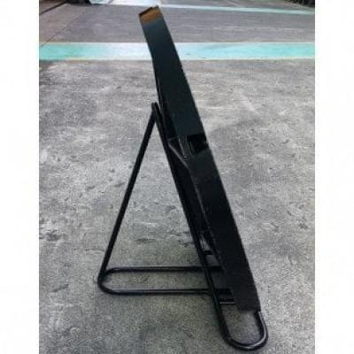 ふるさと納税 桶川市 ご当地マンホール〈埼玉県桶川市〉デザイン蓋φ600用(スタンド付き) |  | 03