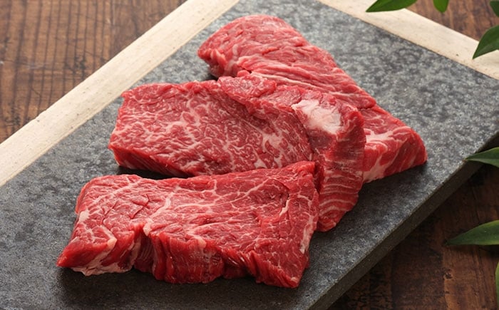 
            【数量限定】【GI認証】くまもとあか牛カイノミステーキ 約120g×3枚 / 菊陽町 あかうし 熊本県 肉 にく niku ブランド 旨み【有限会社 三協畜産】 [BHAS010]
          
