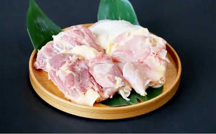 450P2301【定期便3ヶ月】比内地鶏もも肉・むね肉 (1.5羽分×3ヶ月)【秋田比内や 】