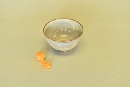 萩焼 萩むらさきごはん茶碗(打ち出の小槌箸置き付)