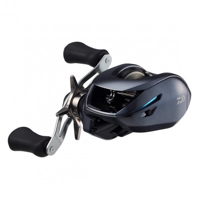 
                  ＜釣具のダイワ＞のベイトリール 24IM Z TW 200HーC【1715532】
                