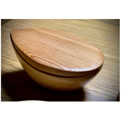 お洒落な吉野杉のお茶碗　木製茶碗　津田瑞苑　／　ガラスウッドコート　結婚祝い　ギフト　奈良県　宇陀市_イメージ2