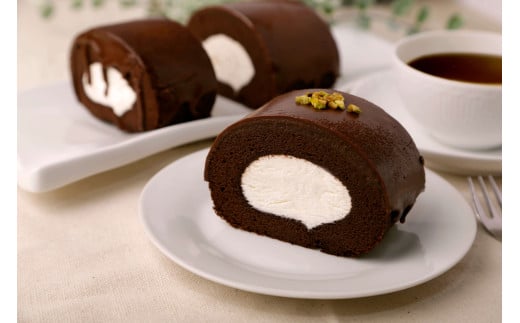 雪ヶ峰ロール　2本セット【チョコレート ケーキ ロールケーキ チョコ 濃厚 デザート おやつ お菓子 スイーツ スウィーツ 贈答 贈り物 ギフト  人気 おすすめ 高知県 南国市】