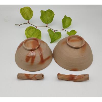 ふるさと納税 備前市 備前焼ヒダスキ飯茶碗、箸置き2個セット |  | 01