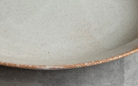 【瀬戸焼】リムカレー皿 2枚セット（白萩）【株式会社カネ三商店】 / 皿 食器 カレー皿 ギフト プレゼント / 瀬戸市[BBDD012]