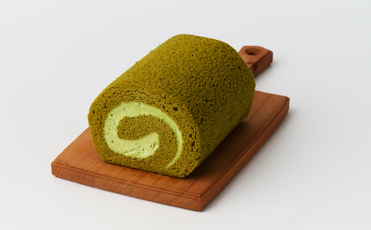 【プレミアム米粉ロールケーキ】新緑ロール 2本セット【グルテンフリー 誕生日 ギフト 洋菓子 焼菓子 嬉野茶】(H053310)
