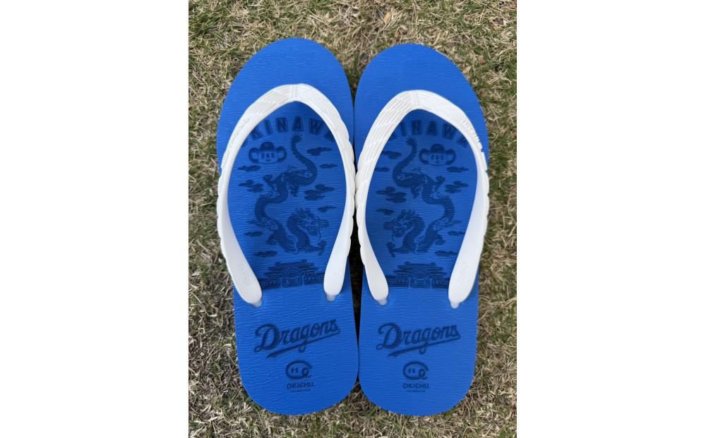
                  【サイズ選択可】プロ野球コラボ島ぞうり(中日ドラゴンズ)  | 沖縄 プロ野球 中日 中日ドラゴンズ ドラゴンズ 島ぞうり 旅行 美浜 トラベル キャンプ 人気 おすすめ 北谷 ちゃたん おすすめ
                