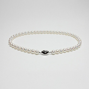 大粒8.5-9ミリ　アコヤ真珠　ネックレス＆ピアスセット／パール　真珠　南伊勢町　パールハヤシ　三重県　伊勢志摩