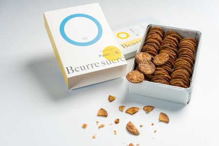 【EQUALLY】バターシュガークレープのパレマル-Palet○-缶【パレマル缶 スイーツ お菓子 焼菓子 焼き菓子 ご褒美 贅沢 お取り寄せ ギフト プレゼント イクオリー】_0087-002-se7