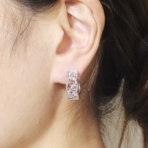 プラチナ　0.10ct　唐草デザインピアス　BQ-163