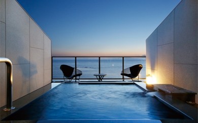 CA078 水平線に溶け込むテラスで　ホテル宿泊温泉プラン（ホテル南風楼）