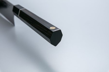 TBS「ララLIFE」で紹介されました(R5.5)　特製切付包丁 瑞雲 牛刀 210mm 　H65-01【最長8ヶ月を目安に配送】