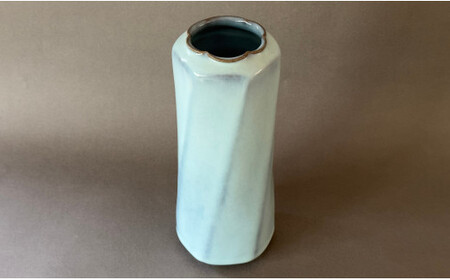 有田焼 月白面取り花瓶 花器 花入れ フラワーベース 青磁 作家 梶原茂正 茂正工房 ak015