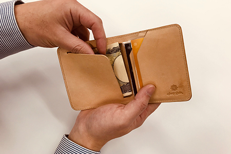 国産牛ヌメ革　カードケースウォレット（ショートサイズ）