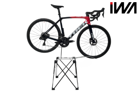 スルーアクスル・ディスクブレーキ対応 横置きスタンド＋専用作業台「iWA1 PRO」白【0426】