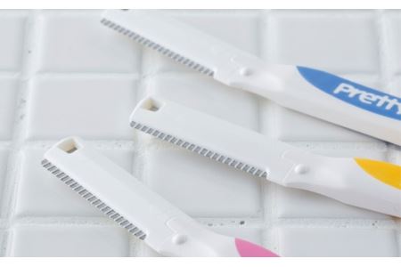 ＜フェイス・マユ（顔・眉）用カミソリ＞■Pretty（プリティー）フェイスL型 １５本（３本入×５個） ◇貝印 （剃刀・カミソリ）H5-205