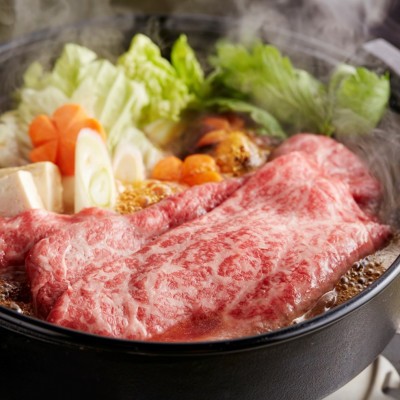 肉質の締まりが良くきめ（筋束）が細かいことにより和牛特有の柔らかさを堪能いただけます。
