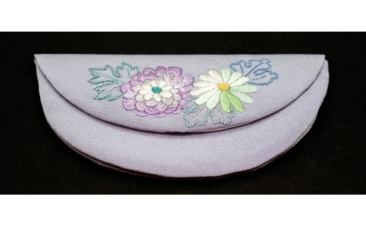 【加賀繍】（うす紫）数珠入れ「菊華」  石川 金沢 加賀百万石 加賀 百万石 北陸 北陸復興 北陸支援