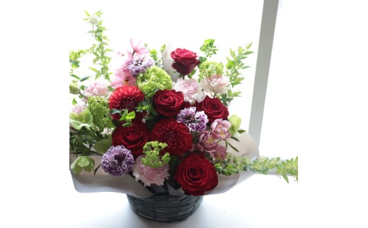 【 定期便 12か月 】季節の お花 の アレンジメント LL ギフト プレゼント 花 お祝い 贈答 記念日 フラワー