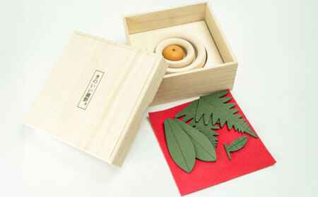 【桐箱付き】きのいい鏡餅　日田市 / ウッドアート楽 お正月 飾り 鏡もち[ARDN037]