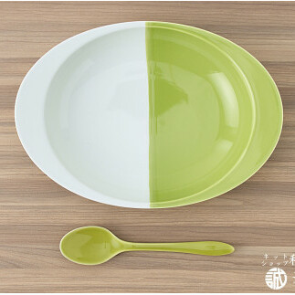 有田焼 匠の蔵極上のカレー皿＋SPOOOOON/緑（深海三龍堂） ユニバーサルデザイン すくいやすい レンジ対応 パスタ皿 AA15-242_イメージ2