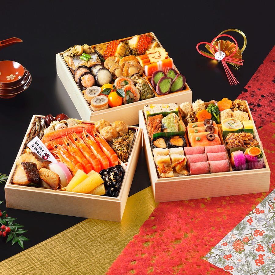 ＜赤坂あじさい＞和風おせち特選三段重『虹』(山形牛ローストビーフ・ずわい蟹入り/冷蔵)3～4人前【12月31日お届け】