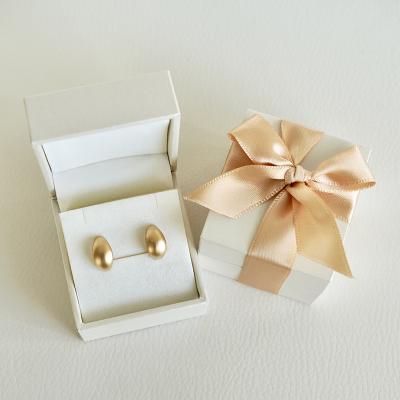 ふるさと納税 甲府市 【ジュエリー】K18 イエローゴールド 艶消しマット地金 ピアス 保証書付 SPB-1869 |  | 03