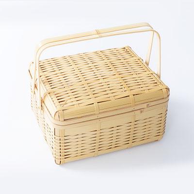 ふるさと納税 日出町 良質な竹を使用した伝統工芸品 竹細工 バスケットフタ付き(大)(4002227) |  | 02