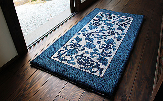 鍋島緞通【手織り】60×120cm 蔓牡丹唐草文縁紗綾形：C862-001_イメージ2