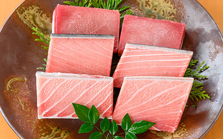 極上南まぐろ約600g（南まぐろ大トロ200g（皮付）×１柵 中トロ200g（皮付）×１柵 赤身200g×１柵）最高級の天然南マグロをご自宅で【海鮮まぐろ家】【B-274H】