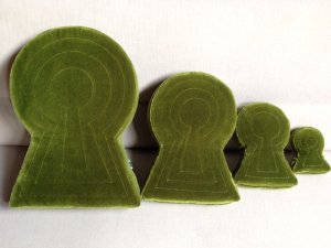 【ふるさと納税】古墳クッション マトリョーシカ 4基セット グリーン 宇宙椅子 古墳クッション 奈良県 奈良市 なら