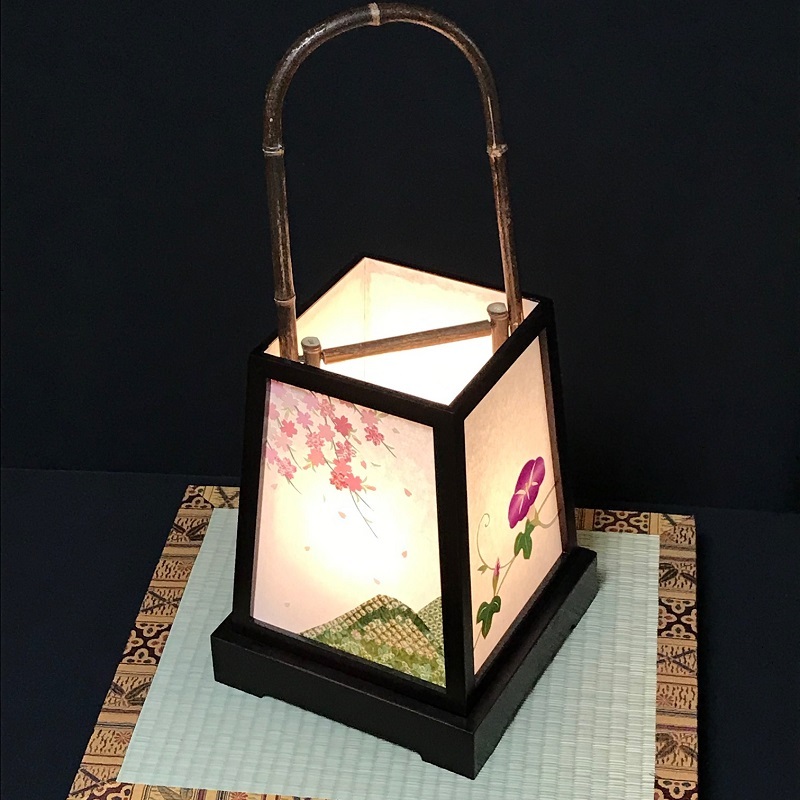 着物生地で作ったおしゃれな行灯（あんどん）日本の四季 050F097