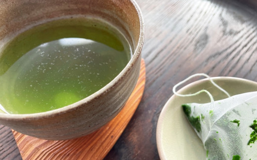 日本茶鑑定士監修のティーカップ黒とかぶせ茶ティーバッグ（28P×2缶）〈お茶 茶 煎茶 緑茶 かぶせ茶 ティーカップ ティーバッグ 飲料 加工食品 ハンドメイド 日本茶鑑定士〉　S1902