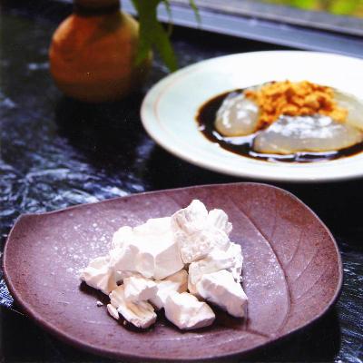 ふるさと納税 御所市 【大容量】奈良の名産品「吉野本葛」2kg　〜白いダイヤモンドで体に優しい料理を楽しみましょう〜