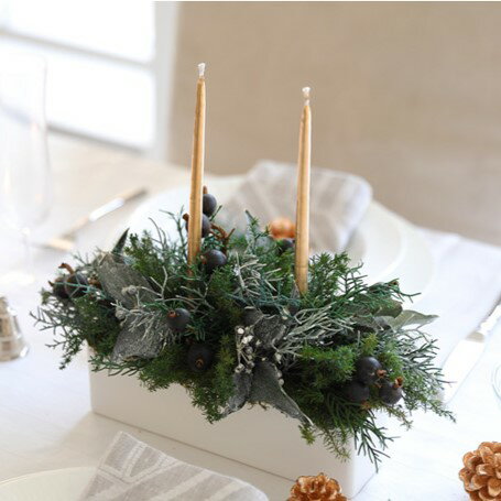 【ふるさと納税】【クリスマス限定！申込は11月30日まで】プリザーブドフラワー エバーグリーン・アレンジ＜Fine＞ ｜花 ギフト プレゼント アレンジ おしゃれ 母の日 誕生日 結婚祝い 退職祝い お祝い クリスマス