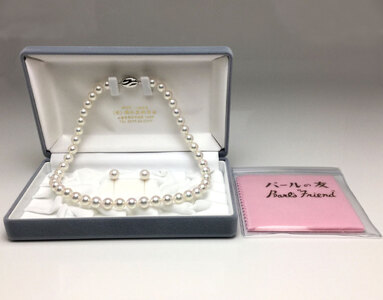 老舗の真珠専門店・高品質アコヤ真珠ネックレスセット8.5～9.0ミリ（イヤリングセット） / あこや ネックレス 真珠 伊勢志摩 志摩 アクセサリー ギフト パール 母の日 成人 記念 入学式 卒業式