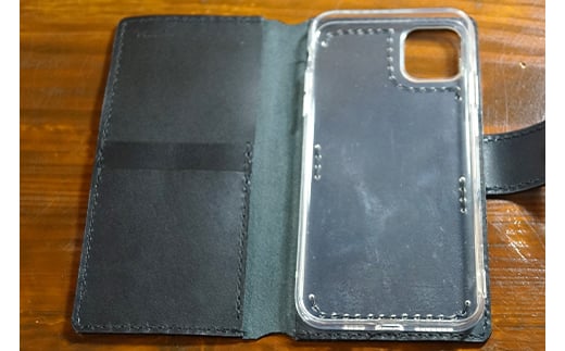 本革製手帳型iPhoneカバー iPhone11 ProMax用 ＜ネイビー＞ 国産牛ヌメ革 スマホ 手帳型 カバー iPhone iPhone11 ProMax 本革 レザー 革製品 ネイビー  フ