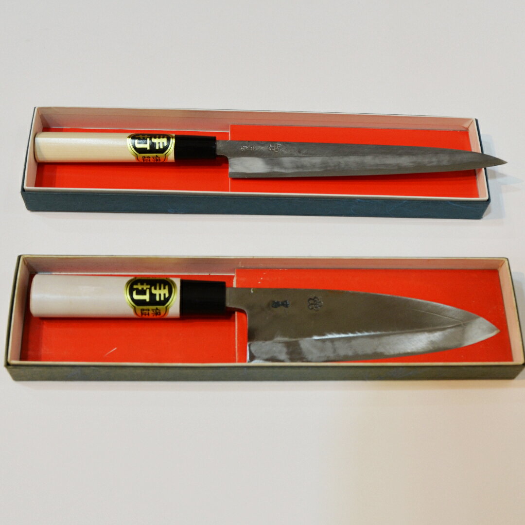 【ふるさと納税】手打ち刃物　プロ （刺身包丁・出刃包丁） [74] ／ 包丁