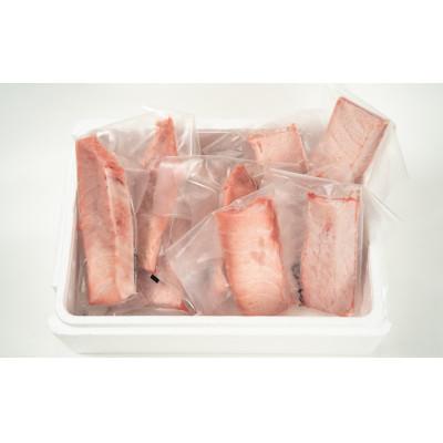 ふるさと納税 日高町 和歌山県串本産　本マグロ(養殖)トロ&赤身セット　1.35kg(冷凍) |  | 01