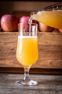 若草農園オリジナルりんごジュース(シナノゴールド)＆にんじんりんごジュース 720ml各1本 計2本セット｜ ジュース ジュース ジュース ジュース