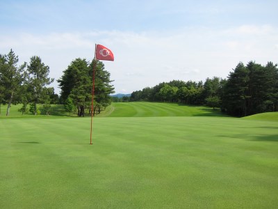 近江カントリー倶楽部 平日2名様 セルフプレー券 [0104]