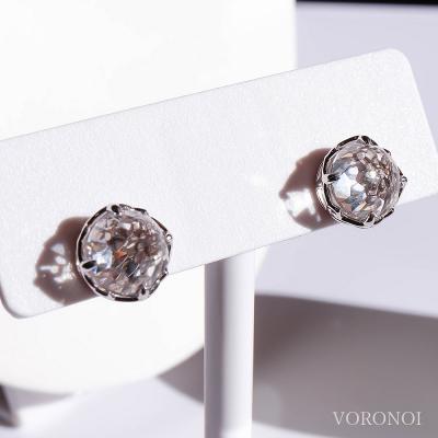 ふるさと納税 甲府市 K10WG クリアクォーツ フラワーカット ピアス MINAMOセッティング VO0021ECQ |  | 02