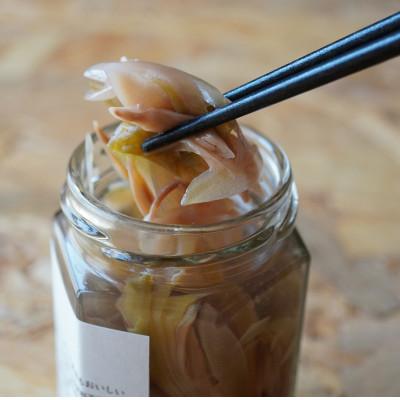 ふるさと納税 韮崎市 カベルネ・ソーヴィニヨンと「みょうが」のピクルスセット |  | 02