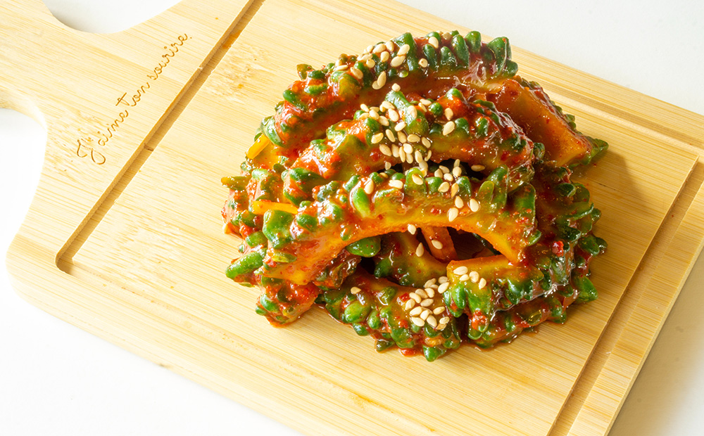 【久ー韓】久米島初の快挙！令和5年度 沖縄県優良県産品「ゴーヤーキムチ」2パック 韓国料理 ヤンニョム ソウルフード 発酵食品 本場 県産品 優良 推奨商品 島野菜 沖縄 自家製 ソース 漬物 沖縄初