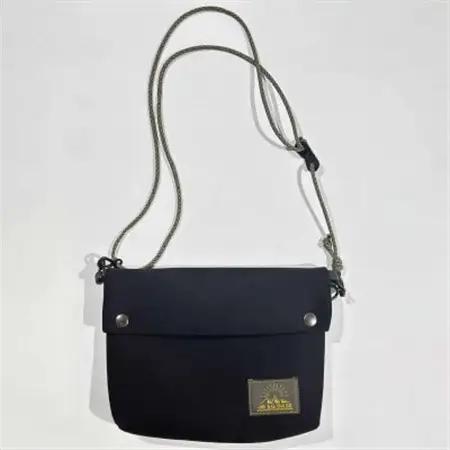 SG BASEミニショルダーバッグ_Soft Black　自動車内装端材のアップサイクル_Soft Black　自動車内装端材のアップサイクル_【1583751】
