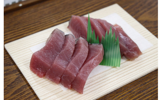 お刺身 おまかせ 旬 セット 5パック 【 刺身 魚介 魚介類 海鮮 詰合せ 便利 簡単 お手軽 冷凍 三陸産 旬 新鮮 岸屋商店 】東北 岩手県 陸前高田市 RT2529