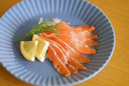 国産 生食可 姫絹サーモン冷凍フィーレ カルパッチョ 刺身 魚 魚介類 スペシャルトラウト トラウトサーモン -033