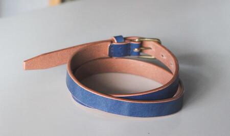 【minca】細幅20mmベルト/32インチ  栃木レザーの希少な「ハーネスレザー」使用の贅沢な1枚革のレザーベルト/ブルー/HL-B04/BLUE　729