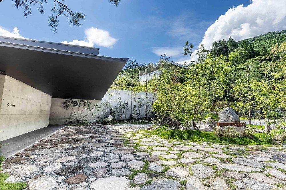 ENOWA ご宿泊招待券（1泊2食付）Villa stay　【GW、お盆、年末年始等ご利用不可日有】＜2023年6月8日開業＞【商品は7月下旬～8月上旬に発送いたします】